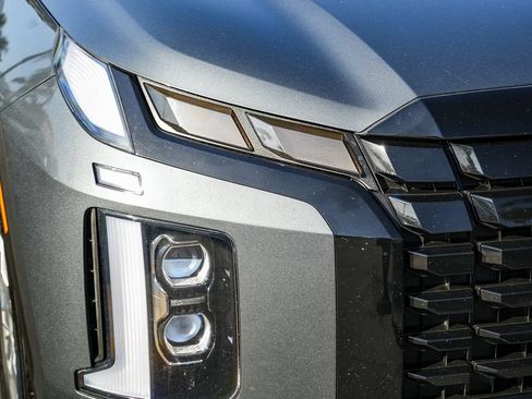 Used 2025 Hyundai Palisade SEL FWD image 8