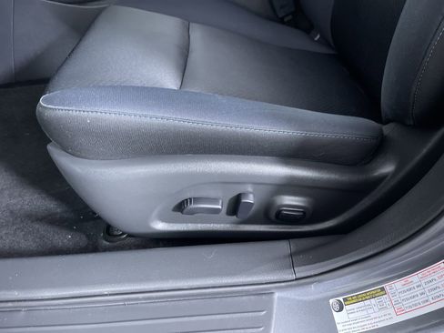 Used 2017 Nissan Altima 2.5 SR w/ LED Appearance Package image 13