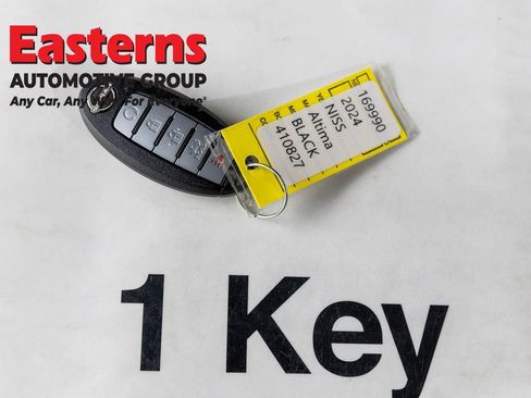 Used 2024 Nissan Altima 2.5 SV FWD image 25