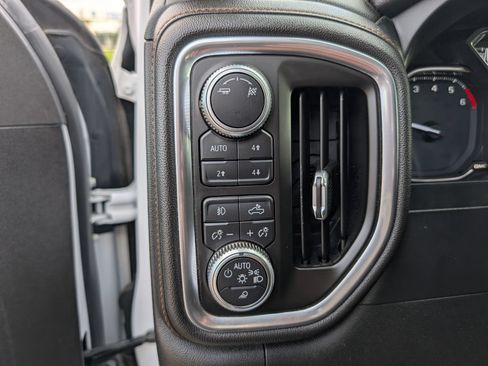 Used 2019 GMC Sierra 1500 AT4 w/ AT4 Premium Package AWD/4WD image 18