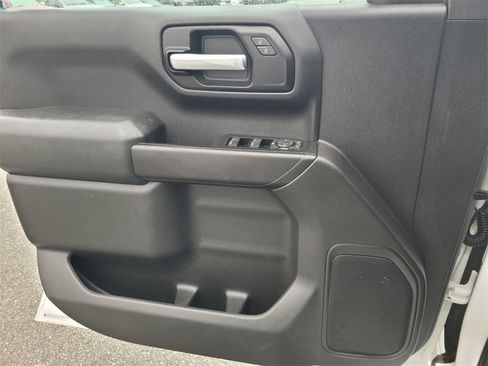 Used 2020 Chevrolet Silverado 1500 Custom w/ Custom Value Package image 29