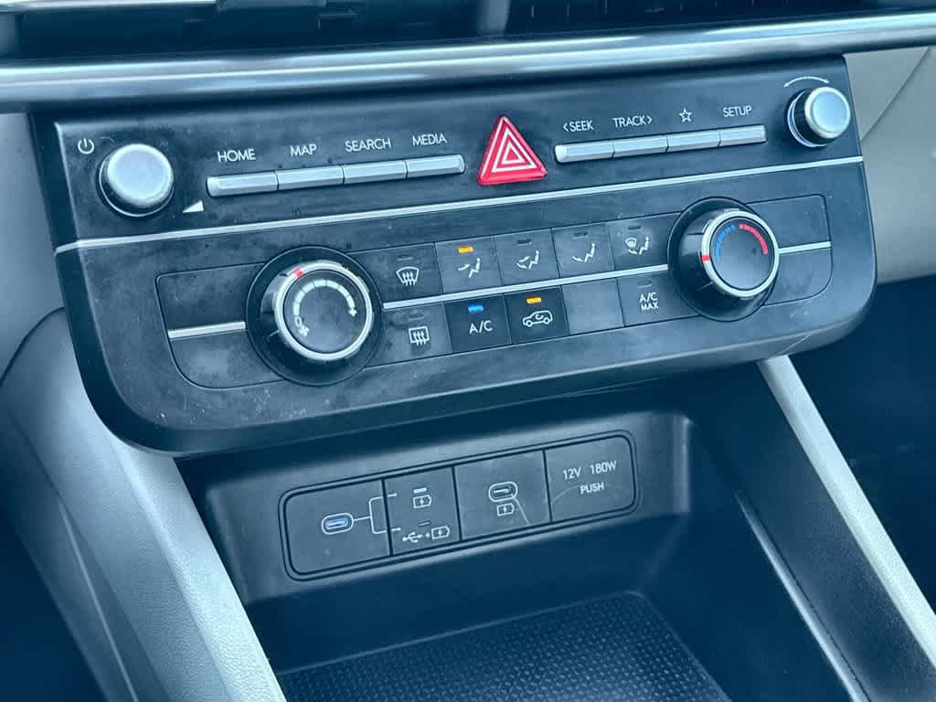 Used 2025 Hyundai Tucson SE FWD image 20