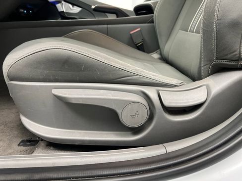 Used 2024 Hyundai Elantra SEL image 10