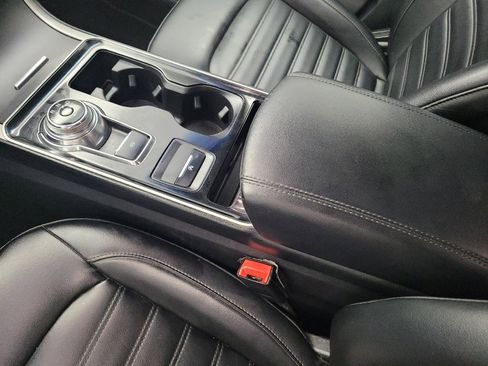 Used 2019 Ford Edge SEL w/ Equipment Group 201A AWD/4WD image 26