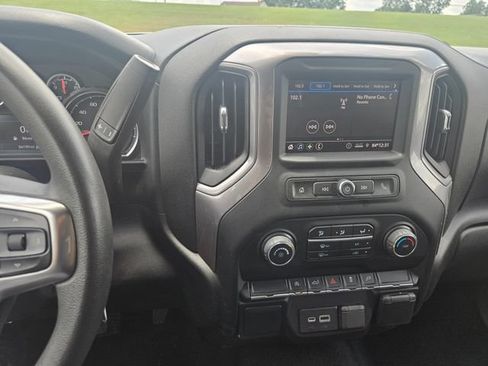 Used 2022 Chevrolet Silverado 1500 Custom w/ Rally Edition AWD/4WD image 17