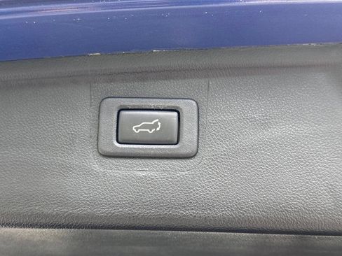 Used 2017 Subaru Outback 3.6R Limited AWD/4WD image 23