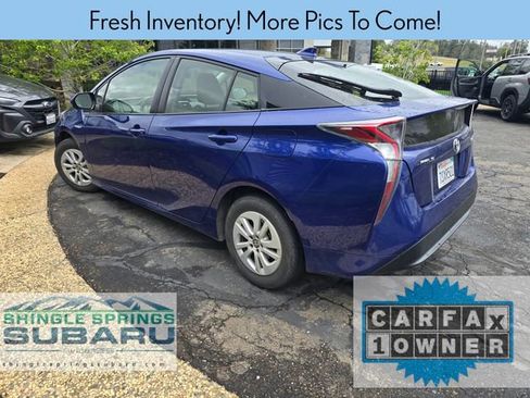 Used 2016 Toyota Prius Two FWD image 3
