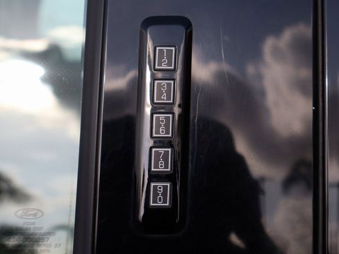 Used 2018 Ford F150 XLT w/ XTR Package image 16