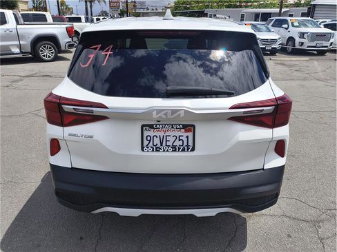 Used 2023 Kia Seltos LX image 10