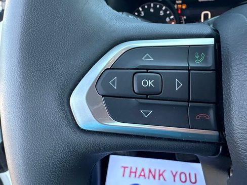 Used 2025 Jeep Compass Limited AWD/4WD image 18
