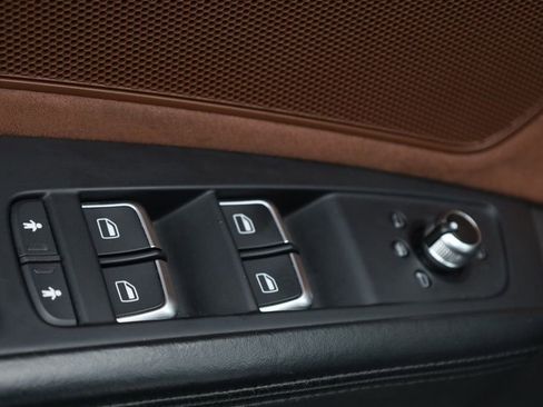 Used 2013 Audi A8 L 3.0T image 33