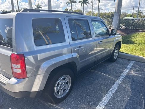 Used 2016 Jeep Patriot Sport w/ Power Value Group image 3