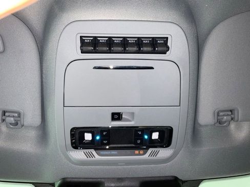 Used 2023 Ford F250 Lariat AWD/4WD image 20