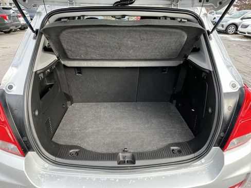 Used 2019 Chevrolet Trax LT w/ LT Convenience Package image 21