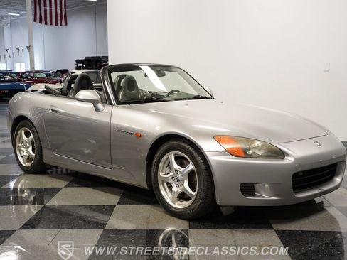 Used 2001 Honda S2000 image 17
