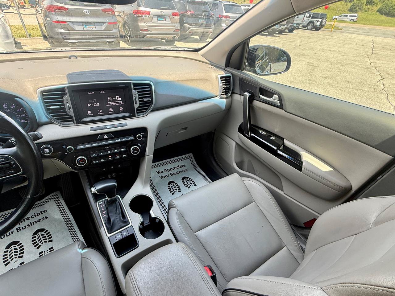 Used 2018 Kia Sportage EX w/ EX Premium Package FWD image 19