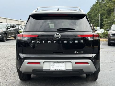 Used 2022 Nissan Pathfinder SL w/ Cargo Package AWD/4WD image 4