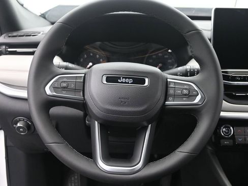 New 2026 Jeep Compass Limited image 28