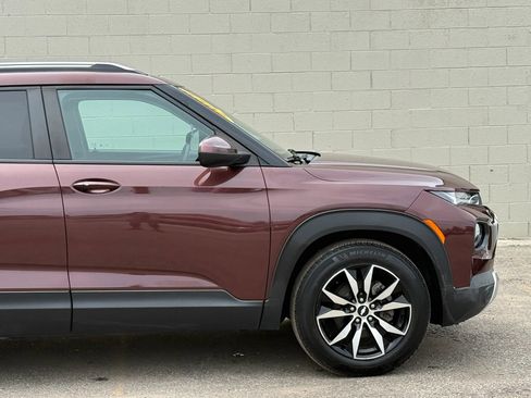 Used 2022 Chevrolet TrailBlazer LT FWD image 13