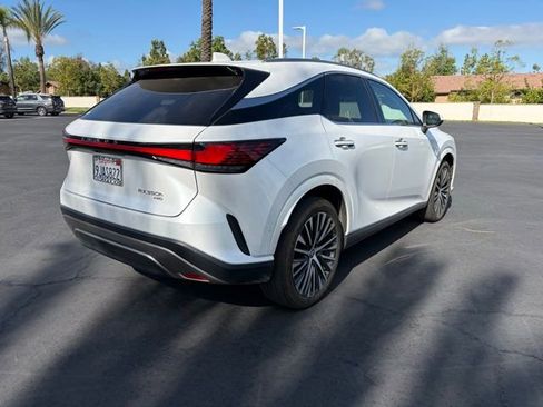Used 2023 Lexus RX 350 w/ Accessory Package (Z1) image 3
