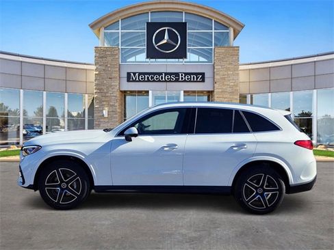 New 2026 Mercedes-Benz GLC 300 4MATIC image 2