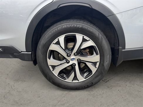 Used 2020 Subaru Outback Limited image 7