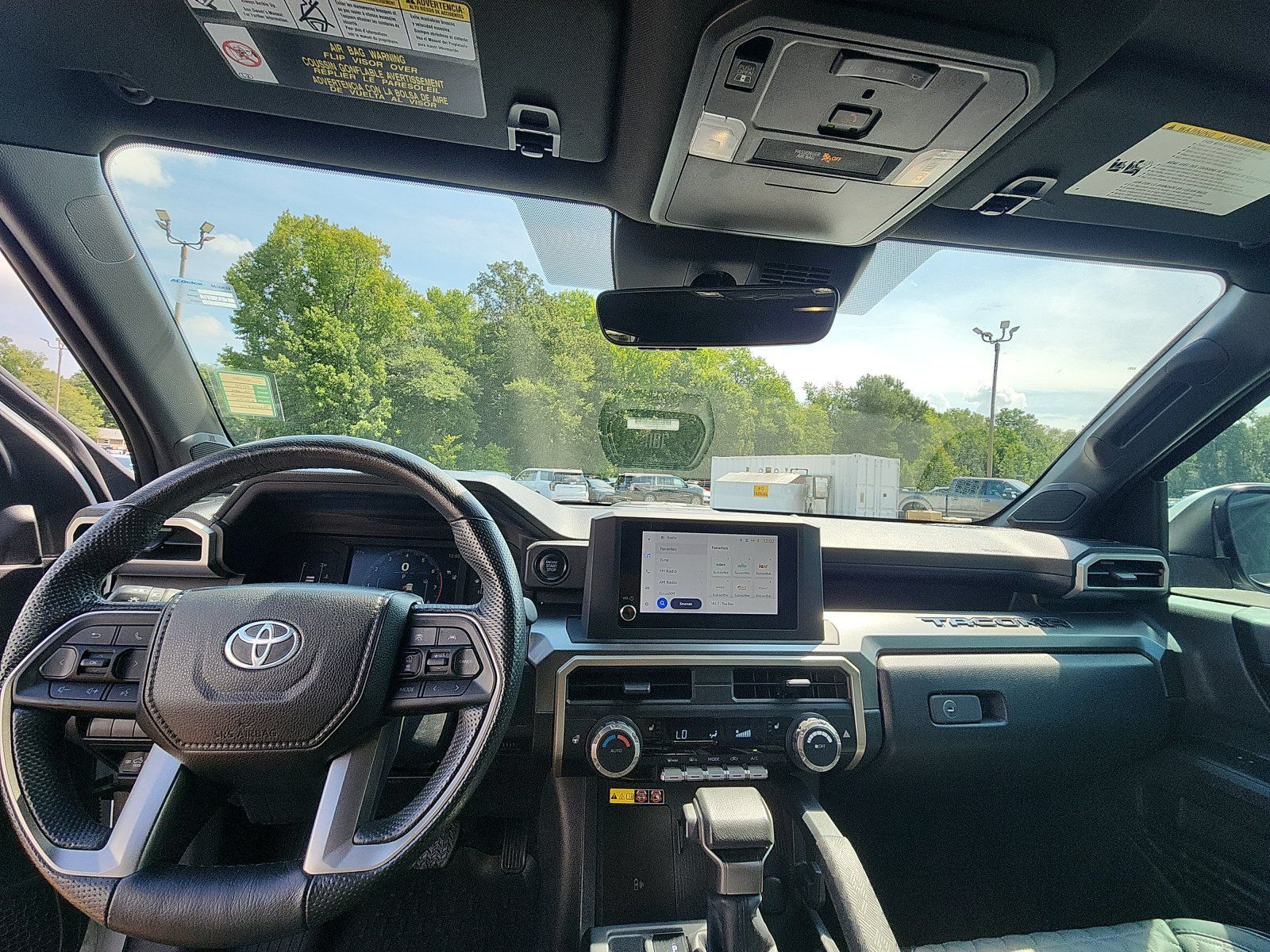Used 2024 Toyota Tacoma SR5 AWD/4WD image 20