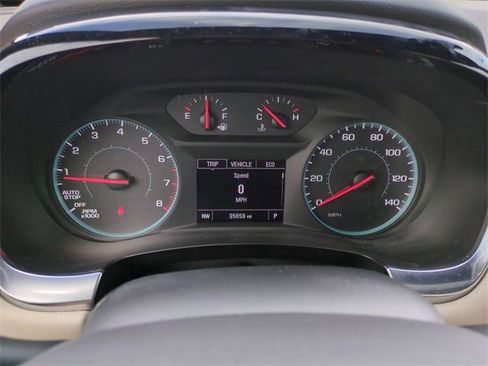 Used 2022 Chevrolet Traverse LS w/ Midnight/Sport Edition image 32