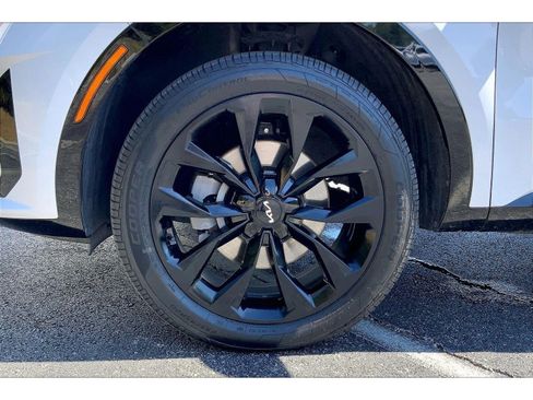 Used 2021 Kia Sorento EX w/ Panoramic Sunroof Package AWD/4WD image 9