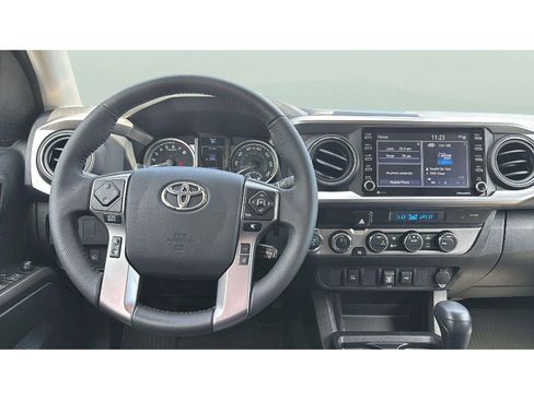 Used 2023 Toyota Tacoma SR5 AWD/4WD image 12