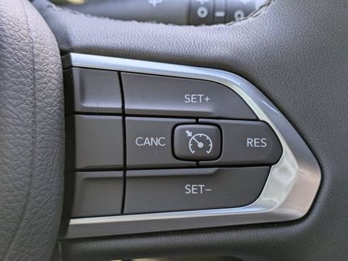 New 2026 Jeep Compass Latitude AWD/4WD image 23