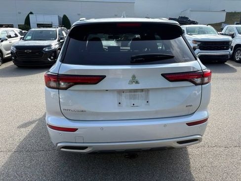 Used 2022 Mitsubishi Outlander SEL AWD/4WD image 4