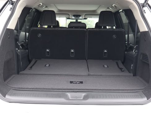 Certified 2026 INFINITI QX60 Luxe w/ Family Package image 20