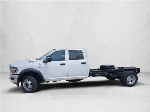 New 2026 RAM 5500 Tradesman w/ Chrome Appearance Group AWD/4WD image 5