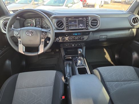 Certified 2023 Toyota Tacoma TRD Off-Road image 20