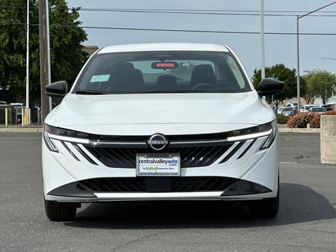 New 2026 Nissan Sentra SV image 9