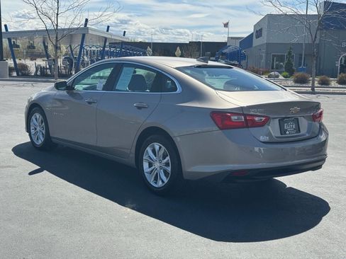 Used 2025 Chevrolet Malibu LT FWD image 9