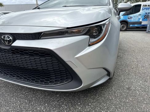Used 2022 Toyota Corolla LE FWD image 9