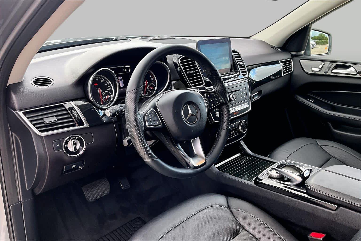 Used 2018 Mercedes-Benz GLE 350 4MATIC image 18