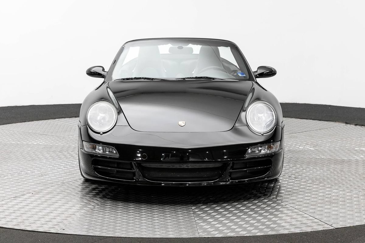 Used 2006 Porsche 911 Cabriolet image 3