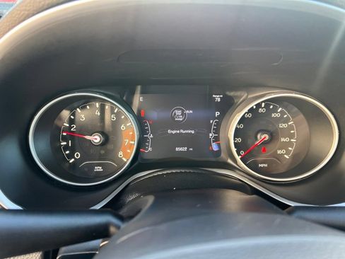 Certified 2021 Jeep Compass Limited FWD image 35