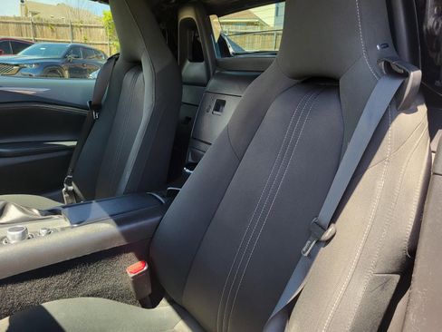 Used 2020 MAZDA MX-5 Miata RF Club image 11