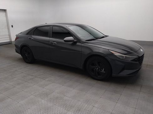 Used 2023 Hyundai Elantra Blue FWD image 11