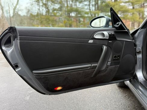 Used 2006 Porsche 911 Carrera S image 10