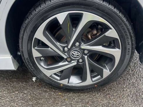 Used 2018 Toyota Corolla iM w/ Carpet Mat Package (TMS) image 17