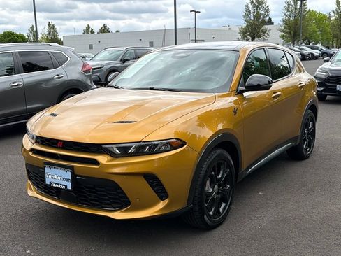 Used 2024 Dodge Hornet R/T Plus w/ Tech Pack Plus w/o Parking AWD/4WD image 4