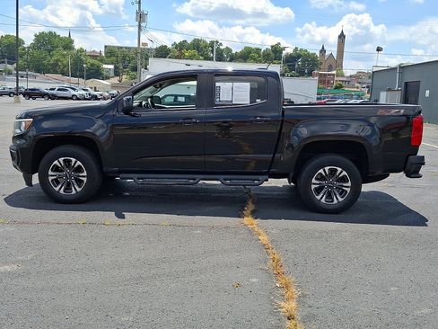 Used 2021 Chevrolet Colorado Z71 AWD/4WD image 5