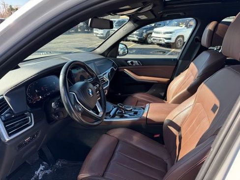 Used 2022 BMW X5 xDrive40i w/ Premium Package image 7