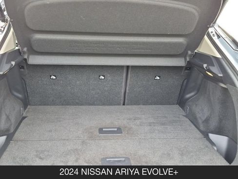 Used 2024 Nissan Ariya FWD image 25