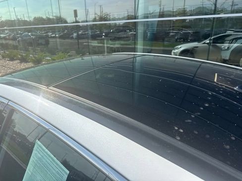 Used 2018 Kia Optima SX w/ Technology Package FWD image 12